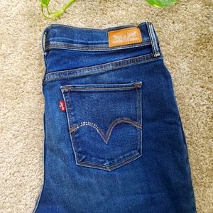 Levi 512 "perfectly slimming" flare jeans